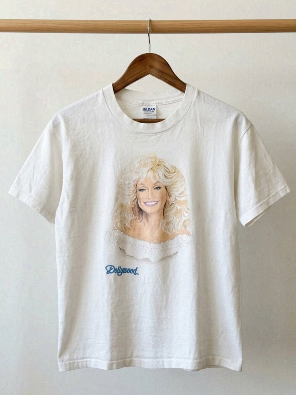 Vintage 80s 90s Dolly Parton Dollywood Country Music T-shirt Reprint